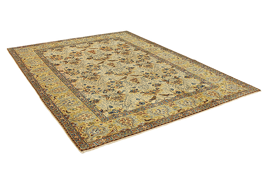 Isfahan - Antique Persian Rug 318x233 - Picture 1