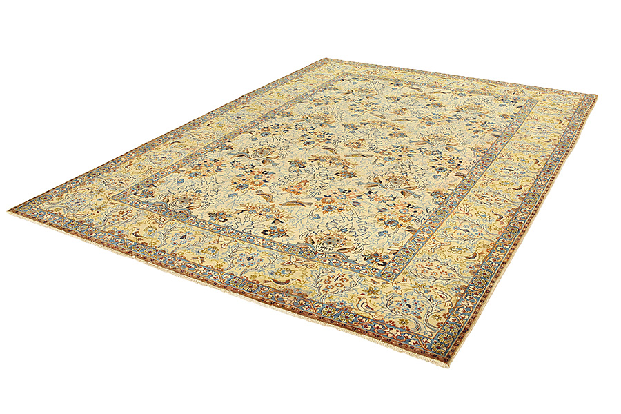 Isfahan - Antique Persian Rug 318x233 - Picture 2