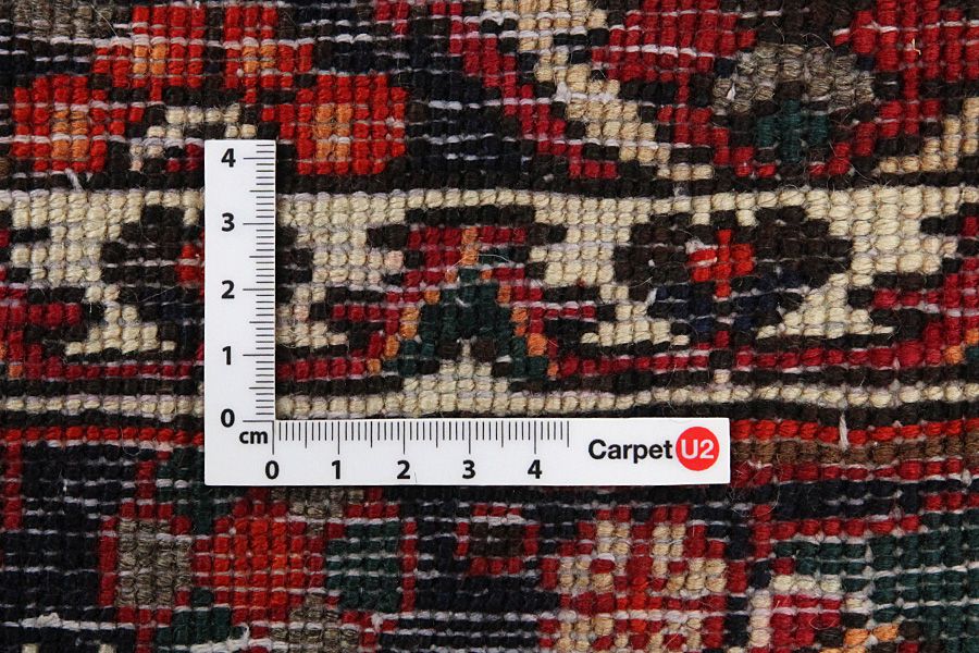 Bakhtiari Persian Rug 300x204 - Picture 3