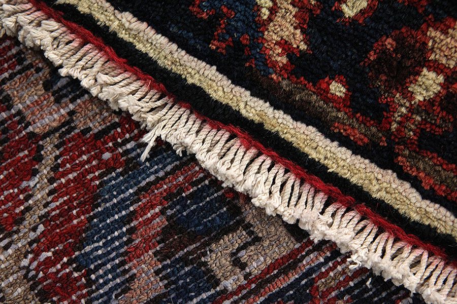 Bakhtiari Persian Rug 360x325 - Picture 5