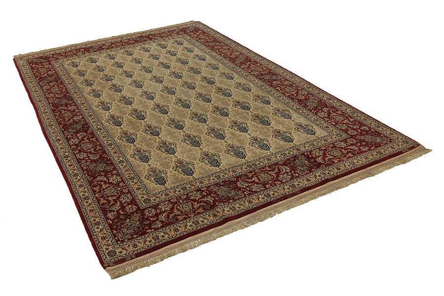 Isfahan Persian Rug 301x197 - Picture 1
