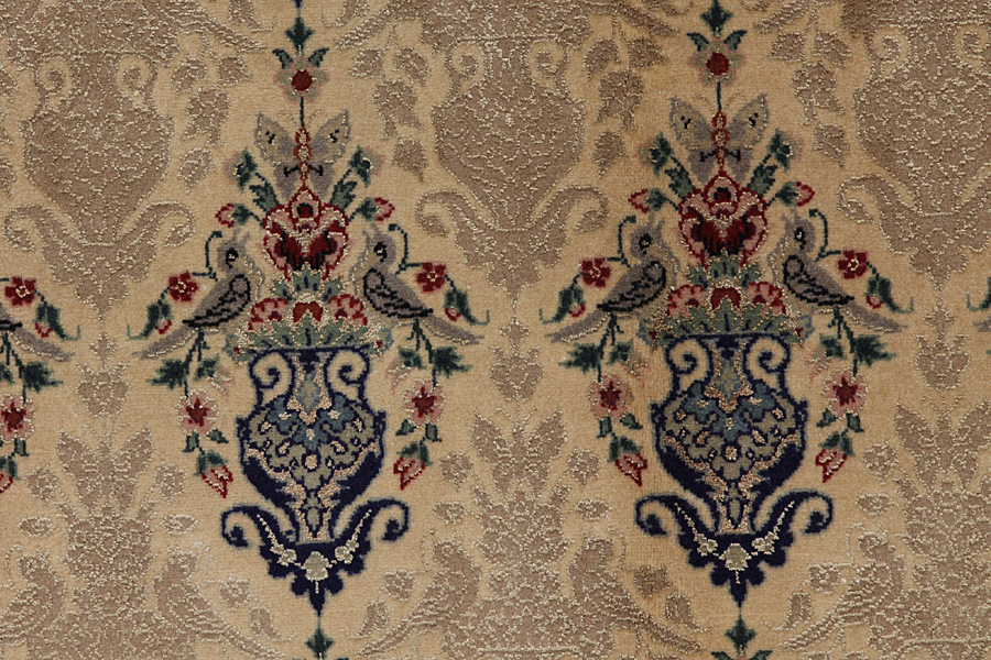 Isfahan Persian Rug 301x197 - Picture 10
