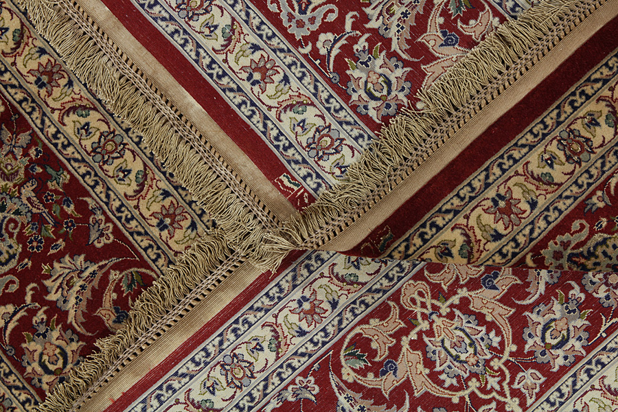 Isfahan Persian Rug 301x197 - Picture 12